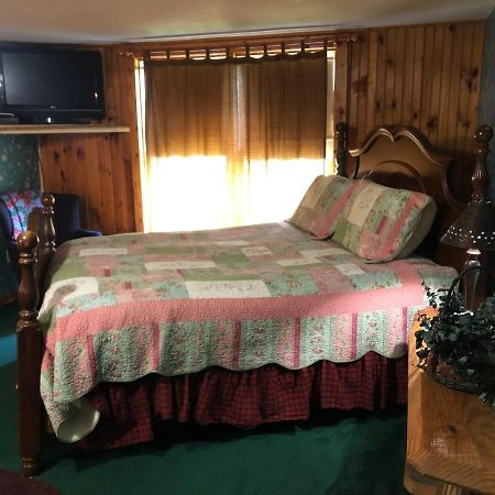 Smokies Bed And Breakfast - Evergreen Cottage Inn Pigeon Forge Zewnętrze zdjęcie