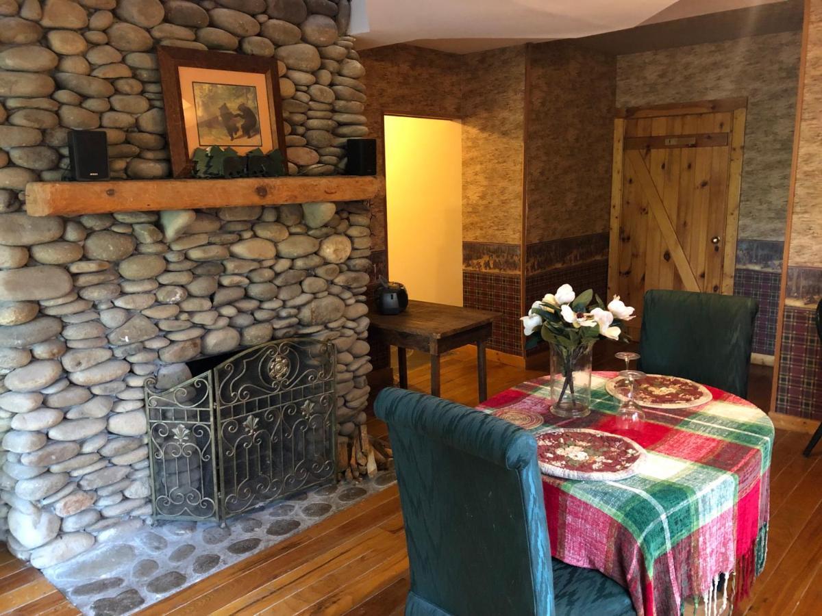 Smokies Bed And Breakfast - Evergreen Cottage Inn Pigeon Forge Zewnętrze zdjęcie
