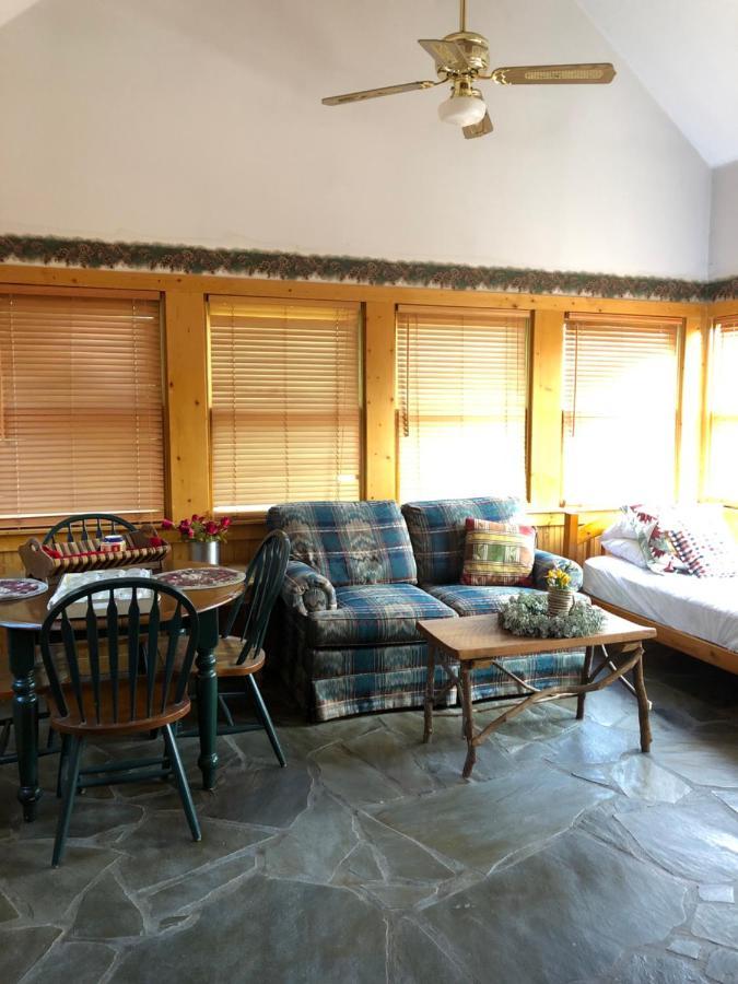 Smokies Bed And Breakfast - Evergreen Cottage Inn Pigeon Forge Zewnętrze zdjęcie